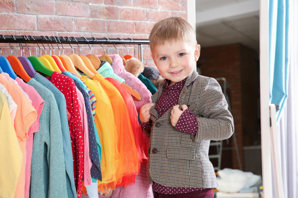 Alegerea hainelor pentru copii: Sfaturi de modă în 2024